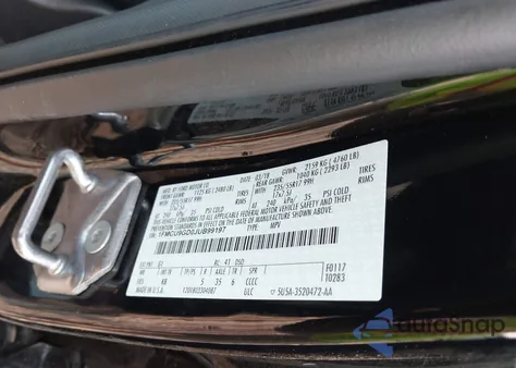 2018 Ford Escape Se из США, поврежденный, VIN 1FMCU9GD0JUB99197